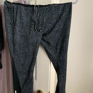 Nike Dri Fit leggings size L